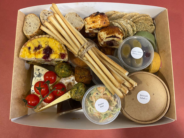 Festive Regular Vegetarian Deli Graze Box (only available for delivery 23rd & 24th December)